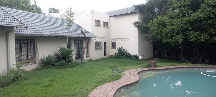 Property #2252809, House for sale in Fourways