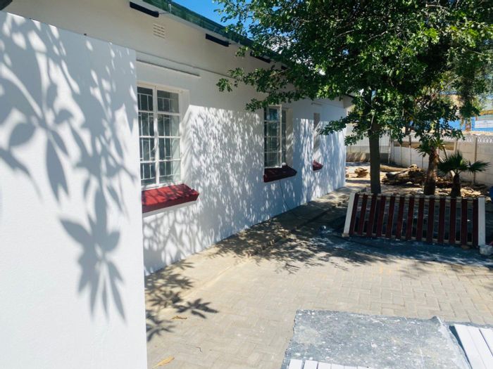 Property #2238340, House rental monthly in Windhoek North
