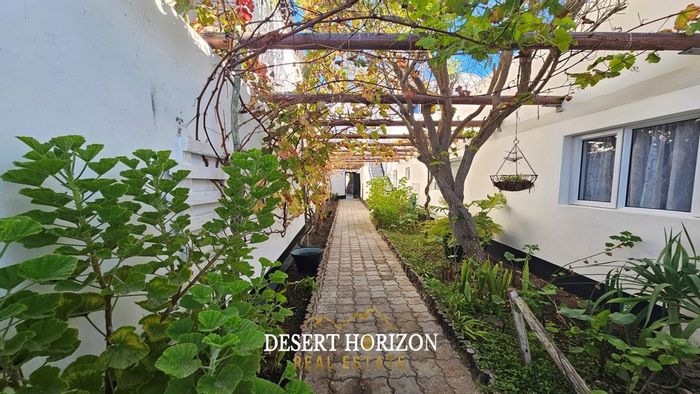 Property #2258802, Guest House For Sale in Hage Heights