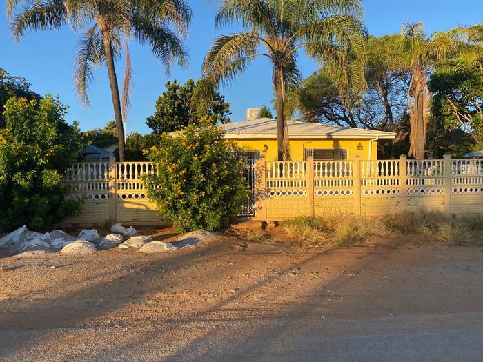 Property #2387379, House For Sale in Tsumeb Central