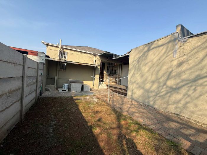 Property #2402088, House Rental Monthly in Delarey