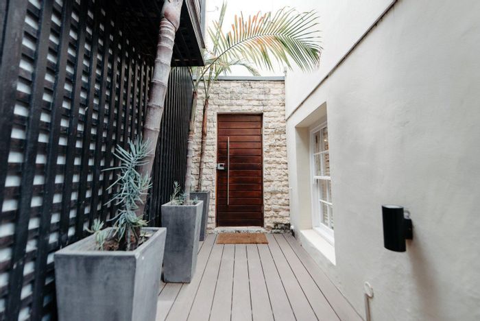 De Waterkant Apartment For Sale: Includes plunge pool, courtyard, and parking.