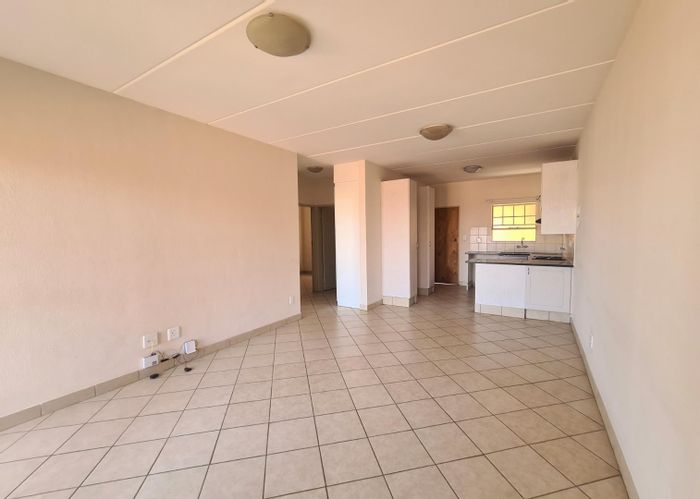 Hazeldean Apartment To Rent: 2 Beds, 2 Baths, Garage, Pool, Security Features.