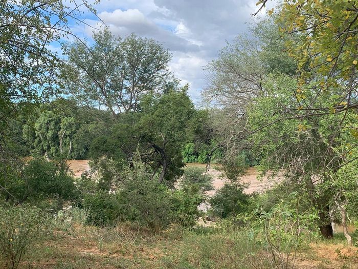 Vacant Land for Sale in Elephant Rock Eco Estate with River Views and Privacy.