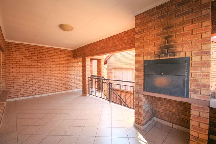 Hazeldean Apartment To Rent: 2-bed, pool, braai areas, secure access, no loadshedding.