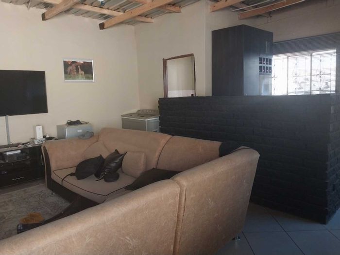 Nellmapius Houses for sale