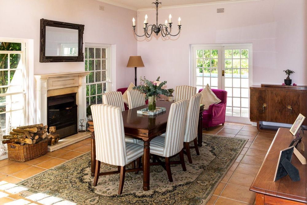 Dining room with fireplace