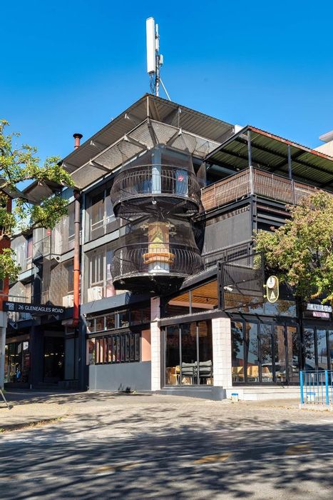 Greenside Office To Rent: 313m², rooftop terrace, solar backup, fiber-ready.