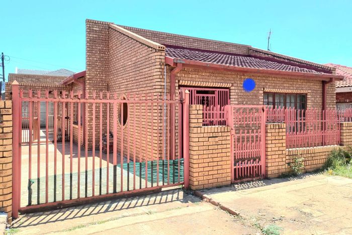 Property #2170713, House for sale in Atteridgeville