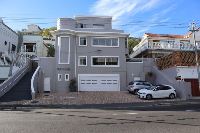 Property #2217237, Apartment for sale in Sea Point