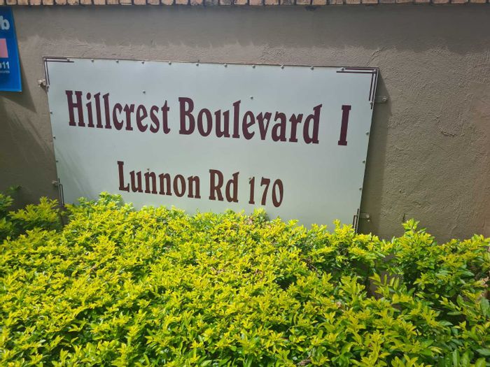 Hatfield Apartment To Rent: 1 bed, secure access, near University and shops.