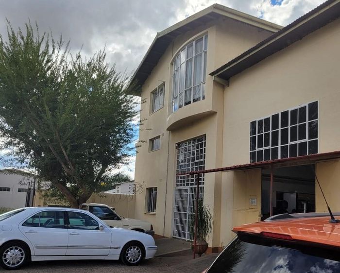 Property #2229175, Industrial pending sale in Windhoek South