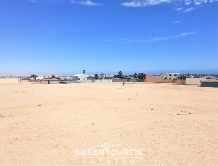 Rare Vineta Commercial Land: Prime Location for Your Business Dreams - CC Registered