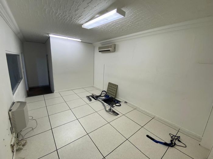 Property #2387687, Retail Rental Monthly in Southern Industrial Area