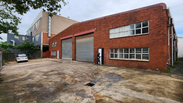 Property #2223085, Industrial rental monthly in Springfield