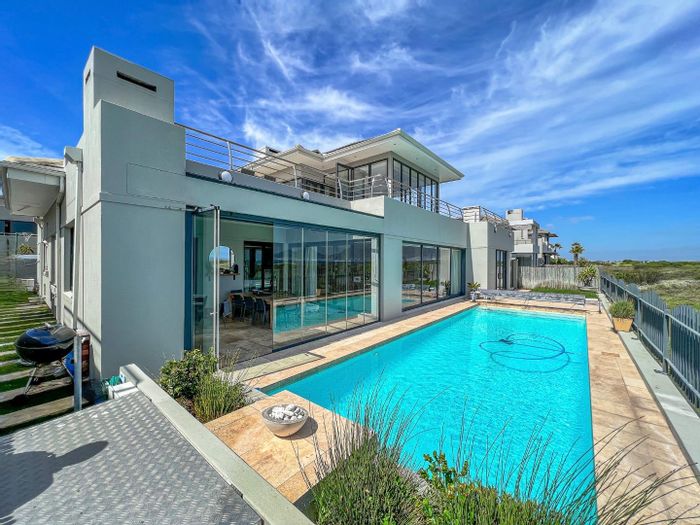 Sunset Beach Property property and houses for sale in Sunset Beach