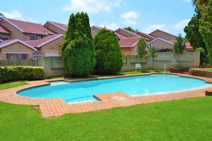 Property #2056169, Apartment rental monthly in Hyde Park