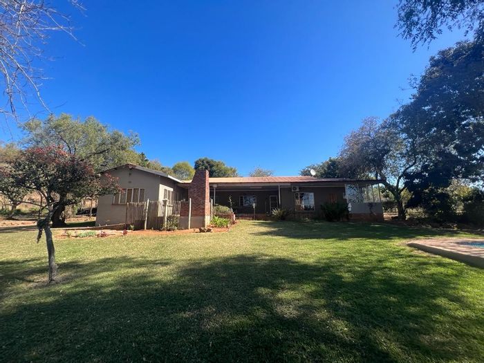 Property #2195423, Farm for sale in Nylstroom