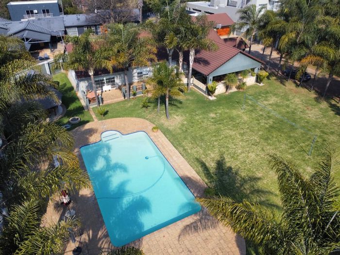 For Sale: Spacious Bedfordview Central House with pool, garden, and staff accommodation.