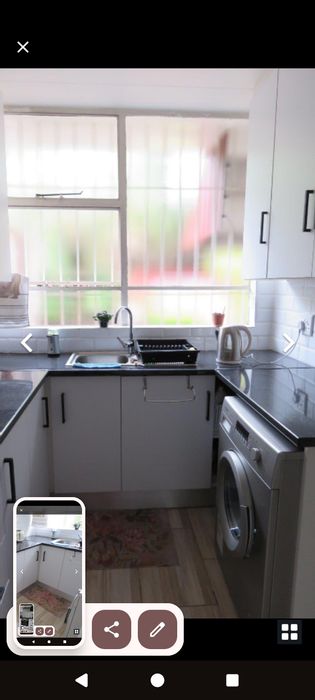 Clubview Townhouse For Sale: 2 beds, garden, study area, renovated kitchen, braai space.