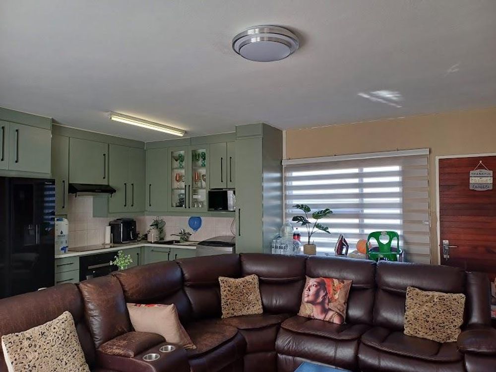 Open Plan Kitchen - Living Area