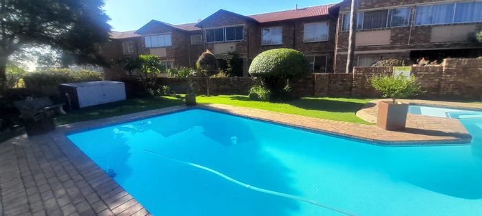 Property #2134217, Apartment for sale in Northcliff