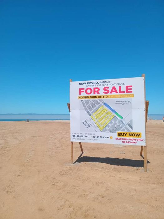 Vacant Residential Land For Sale in Henties Bay Central with Prime Location Access.