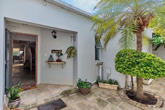 Property #2227668, Townhouse for sale in Lonehill