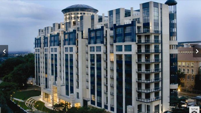 Morningside Apartment For Sale: 2 beds, pool, gym, balcony, and concierge services.