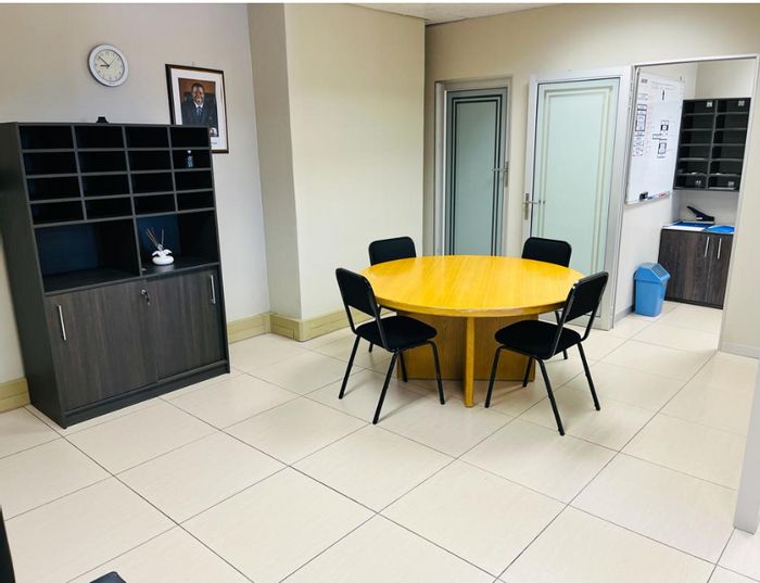 Property #2094213, Office rental monthly in Windhoek Central