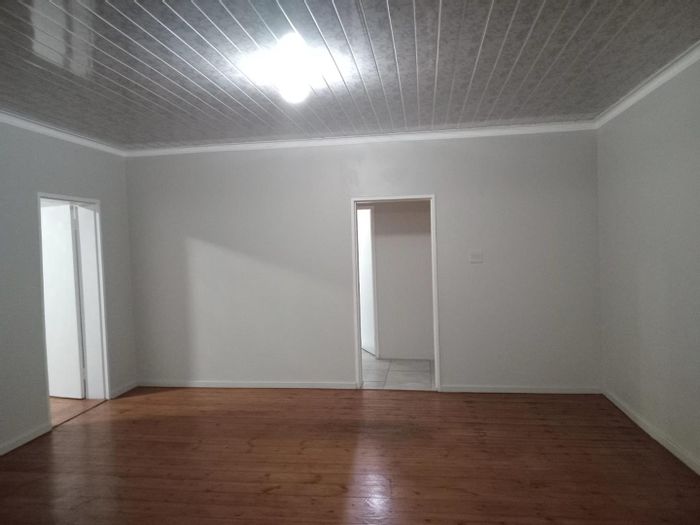 Property #2386674, House For Sale in Silverton