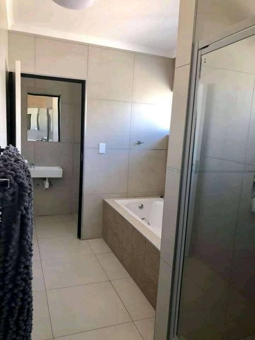 Property #2430589, Townhouse Rental Monthly in Auasblick