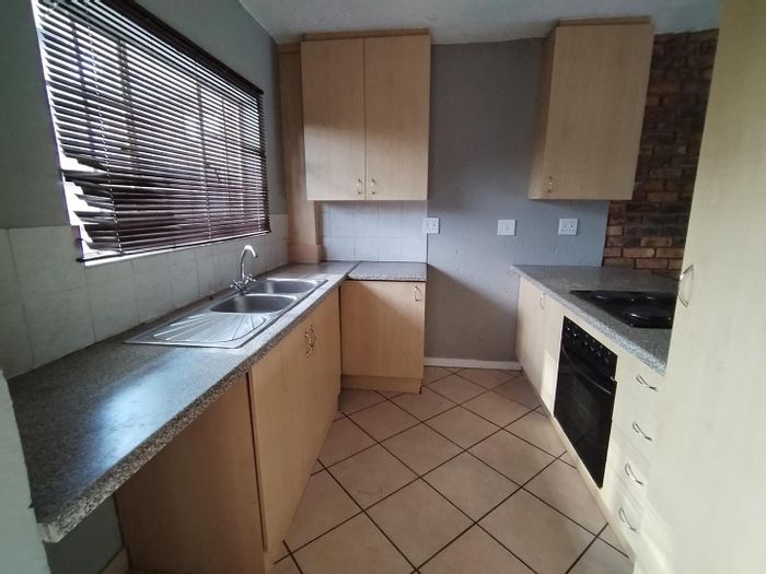 Property #2229960, Apartment rental monthly in Pretoria North
