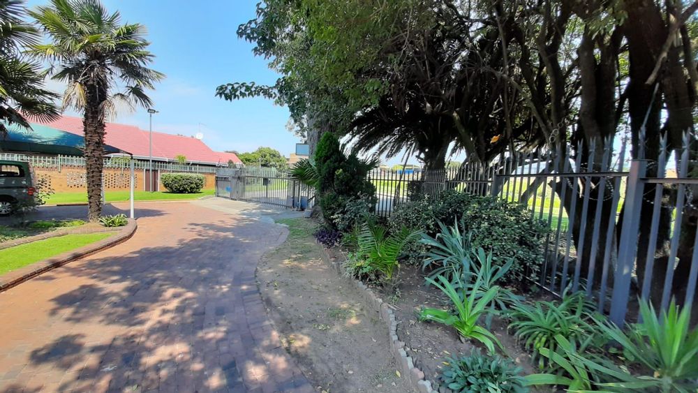 Entrance to Townhouse