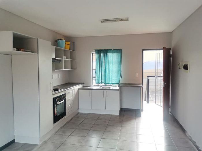 Property #1292432, Apartment pending sale in Otjomuise