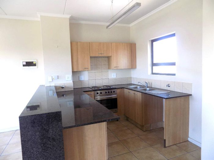 Duplex apartment for sale in Sunninghill with pool, security, and parking.