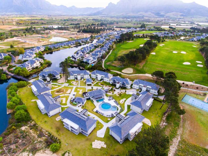 Property #2025144, Apartment for sale in Pearl Valley Golf Estate