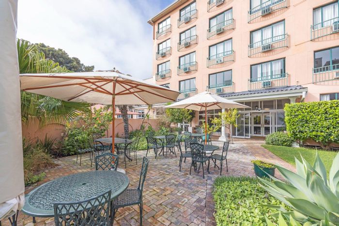 Property #2166700, Apartment for sale in Sea Point