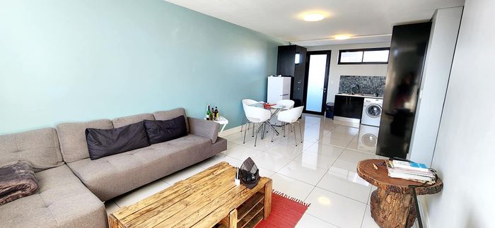 For Sale: 2-bedroom apartment in Windhoek Central with pool, gym, and security.