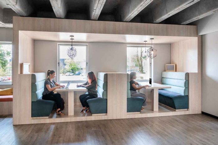 Rivonia Office To Rent: Private office, shared space, 24/7 access, global network.