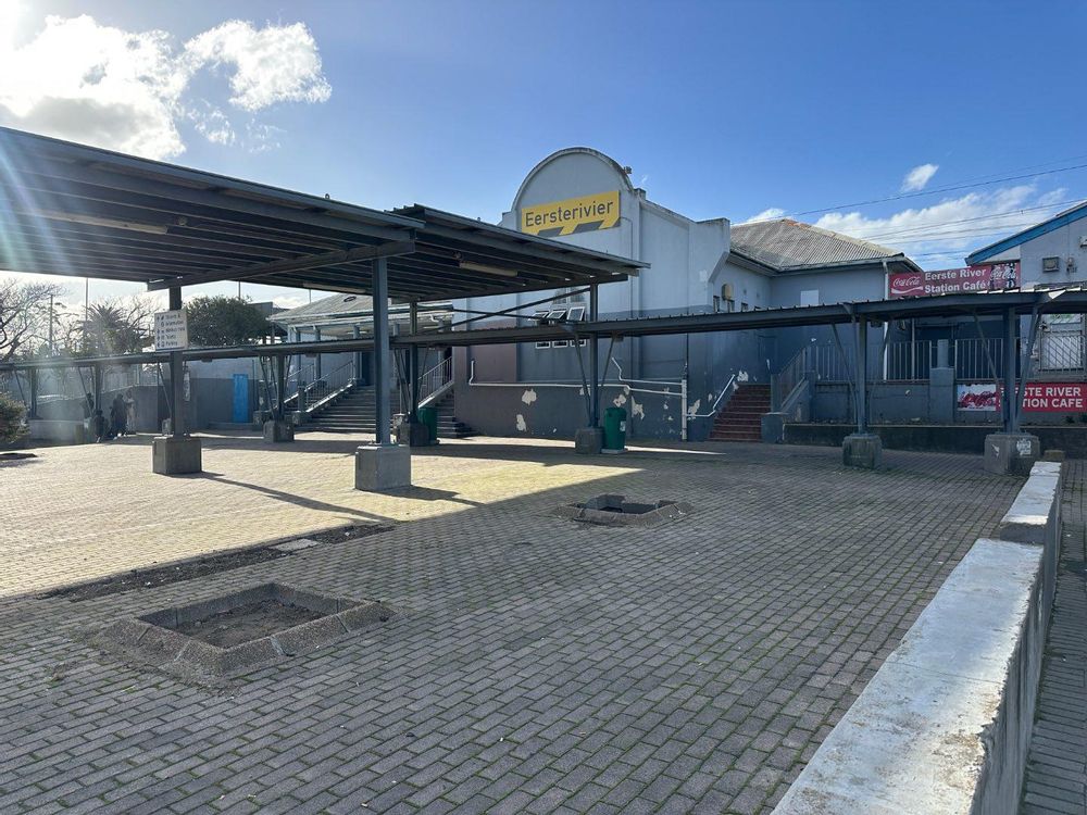 Eerste River Train Station 