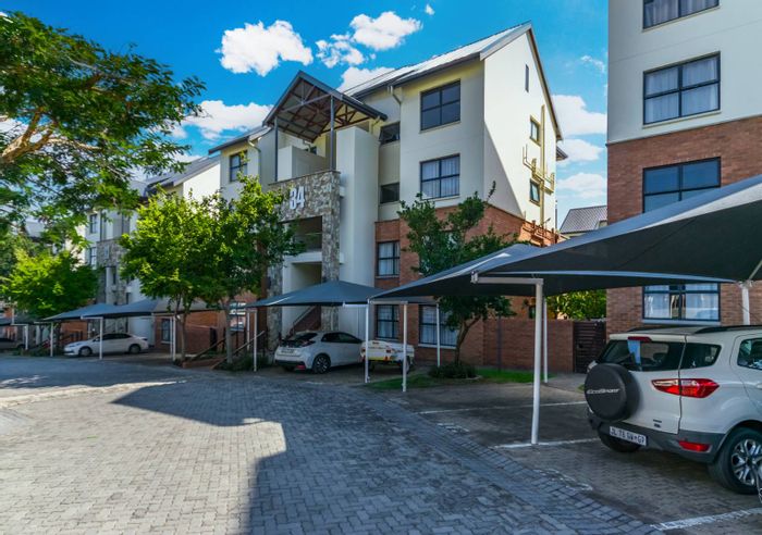 Property #2143900, Apartment for sale in Kyalami Hills