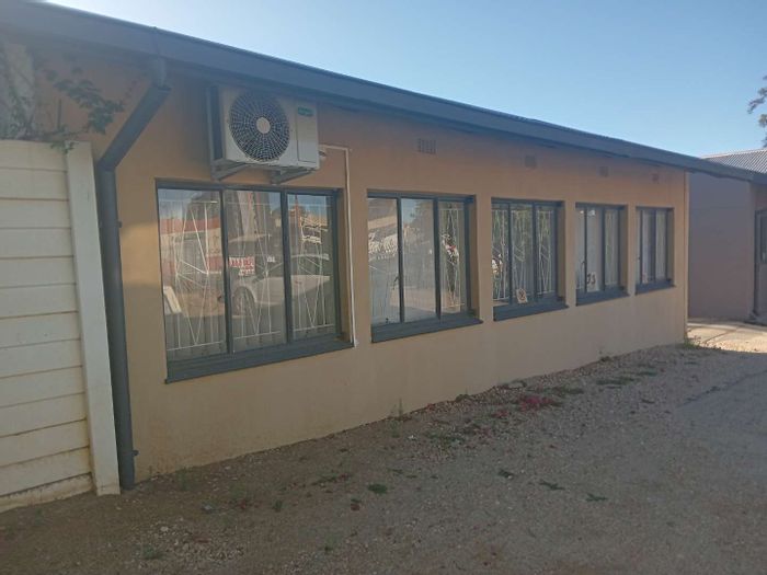 Property #2206059, Office rental monthly in Windhoek South