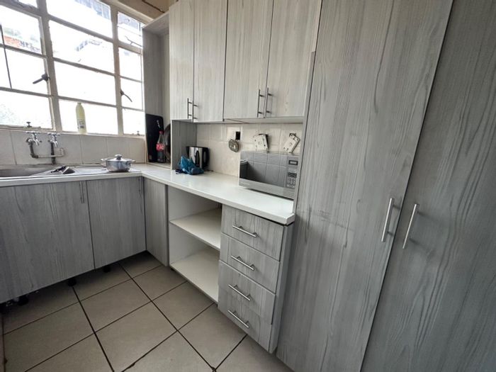 Property #2193521, Apartment pending sale in Pretoria Central