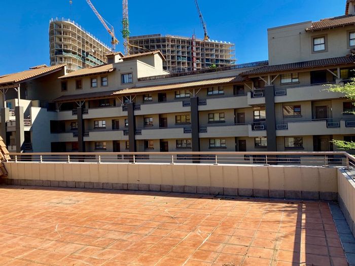 Property #2269609, Apartment for sale in Sandton Central
