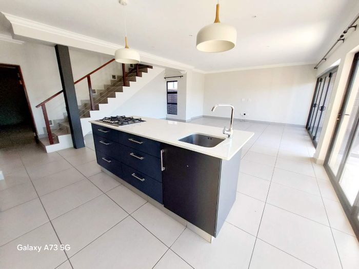 Property #2398091, House Rental Monthly in Salt Rock Central