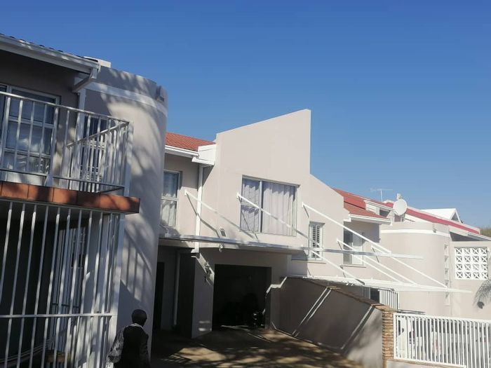 Property #2397004, Townhouse Rental Monthly in Klein Windhoek