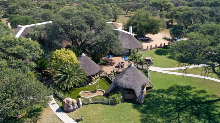 Property #2424040, Lodge For Sale in Okahandja Central