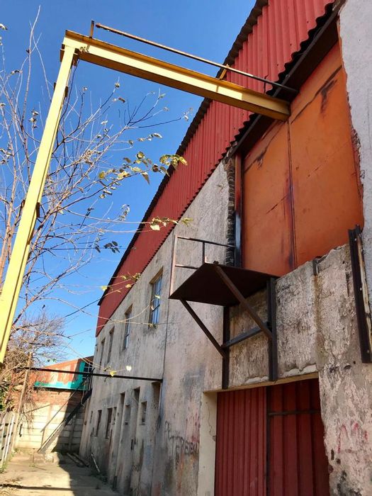 Industrial property for sale in Benoni Central with offices and workshops.