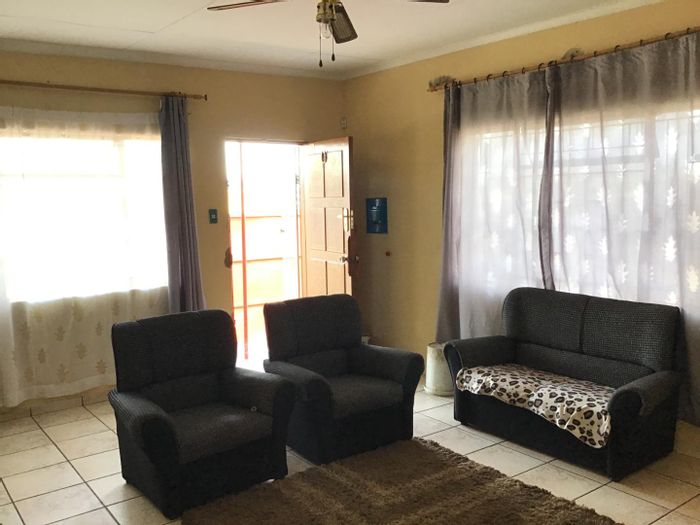Property #2216464, House for sale in Katutura